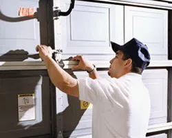 Garage Door Solution Service Columbus, OH 614-600-2669 - rep-gdr-16m